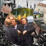Як куряче яйце збило Януковича з ніг