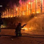 Масштабний удар по Запоріжжю: уражені торговий центр, житлові будинки та будівля ЗНУ