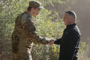 Керівник поліції Дніпропетровщини відвідав бойові підрозділи на Донбасі