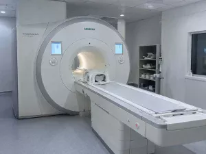 Військові та ветерани Івано-Франківської області мають можливість скористатися знижками на КТ і МРТ