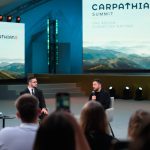 У Прикарпатському регіоні Президент України Володимир Зеленський провів зустріч із молодими лідерами з усієї країни