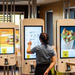 McDonald’s у Буковелі встановив ціни на 33% вищі, ніж в Івано-Франківську
