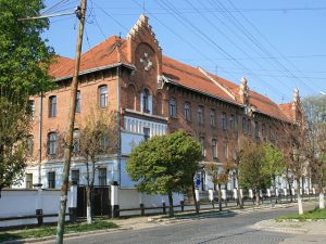 Коломийський ліцей імені М. Грушевського посів місце в першій десятці шкіл області за результатами НМТ