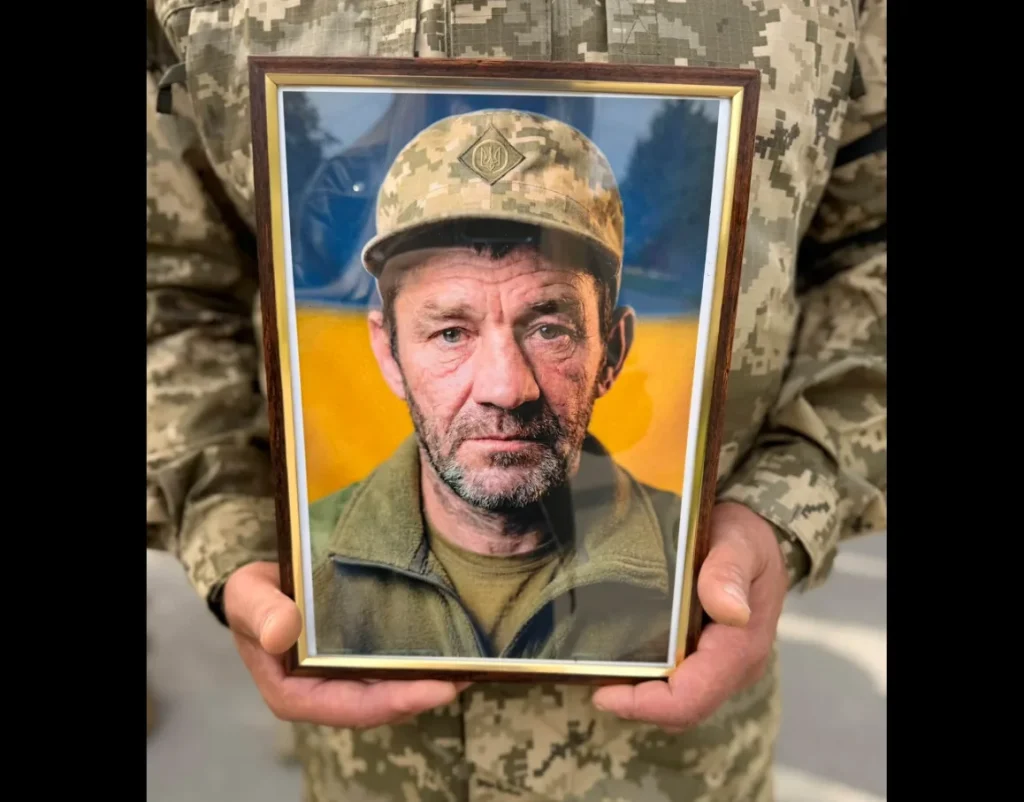 У Верхньому Майдані відбулося прощання із Захисником України Володимиром Андрейчуком