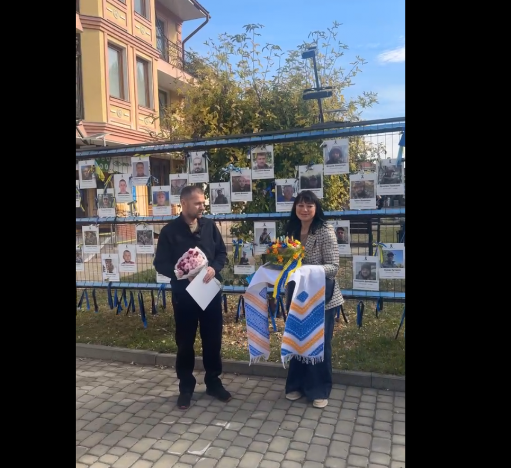 Визволений із полону Андрій Симотюк прибрав свою світлину зі Стіни надії у Коломиї