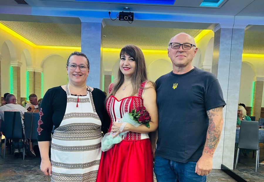 Галина Балабан із Калущини виступила в Лісабоні та переказала гроші на підтримку 102 бригади
