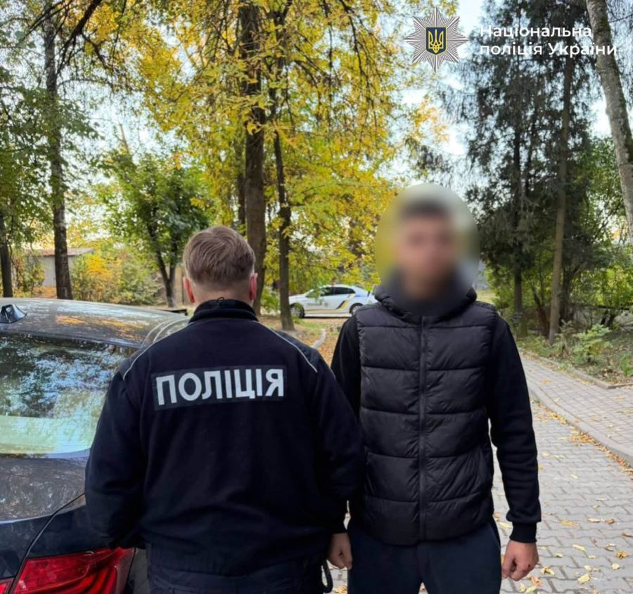 Свідки захистили дівчину і були обстріляні в центрі Франківська: деталі від поліції
