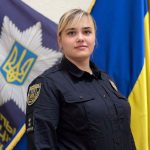 В Івано-Франківську поліцейська Оксана Тракало запобігла трагедії з дівчиною
