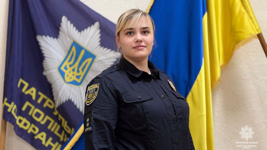 В Івано-Франківську поліцейська Оксана Тракало запобігла трагедії з дівчиною