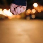 Потягнув за волосся і підпалив квадроцикл: як суд в Івано-Франківській області виніс вирок чоловіку за конфлікт