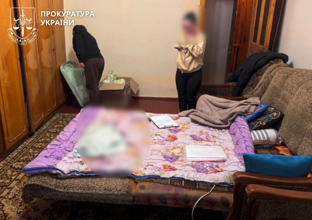 Обставини вироку 18-річній мешканці Бурштинської громади, яка до смерті побила своє немовля