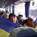 «Ви повернулися додому». Жителі Олешків покинули окупацію та прибули на територію, підконтрольну Україні