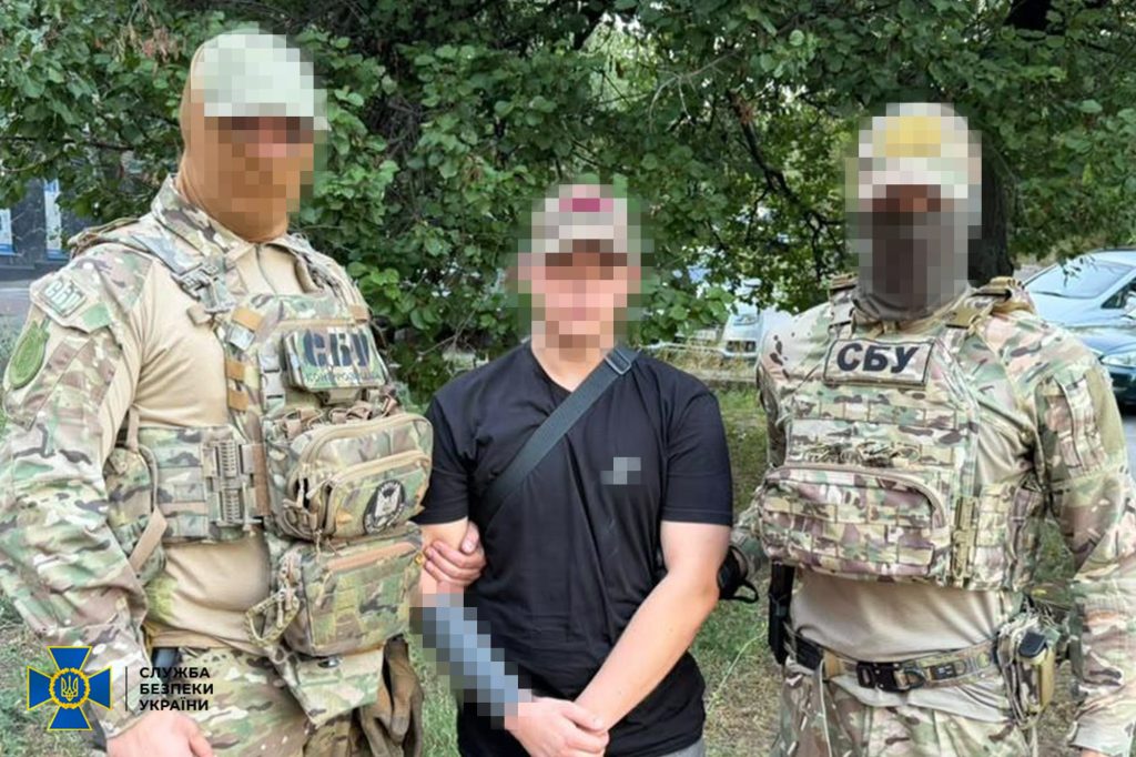 Служба безпеки України та Національна поліція затримали у Запоріжжі вбивць з ФСБ, які планували вчинити замах на життя чотирьох українців