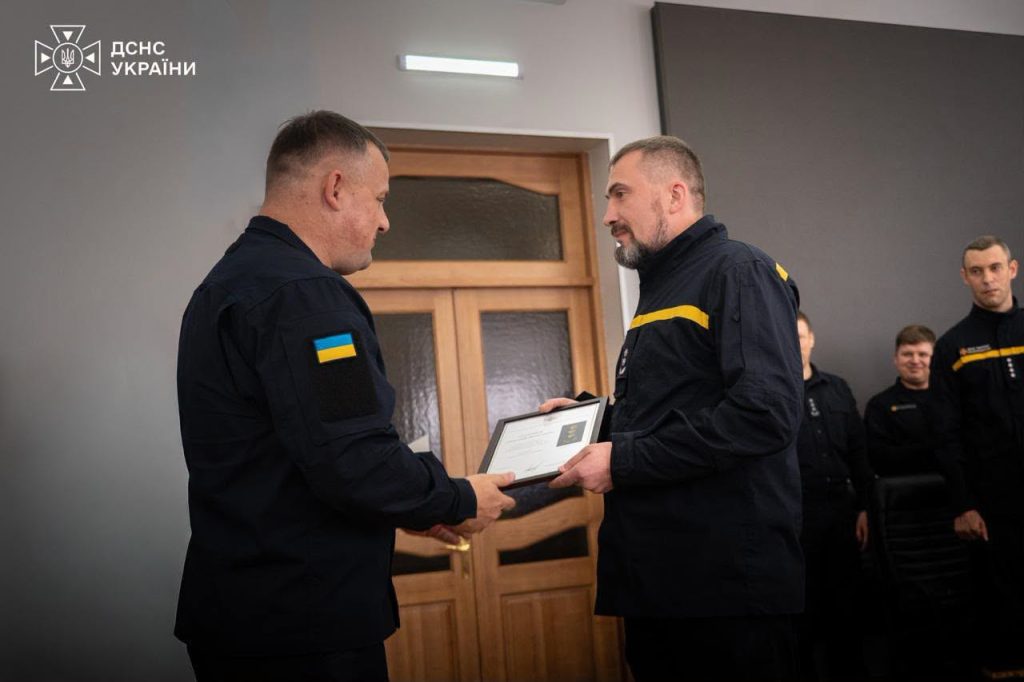 З нагоди Дня захисників і захисниць України Голова ДСНС Андрій Даник висловив подяку