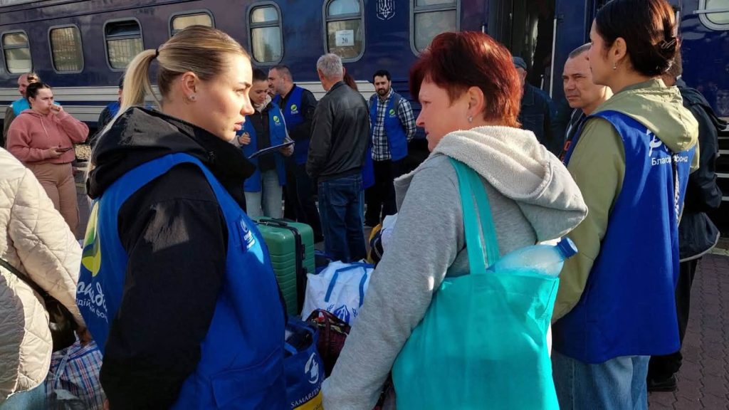 Прикарпаття продовжує вітати людей, які змушені були покинути свої домівки