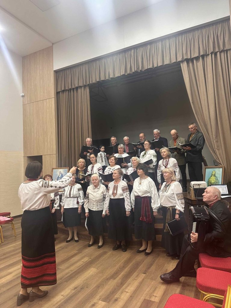 Монастир Царя Христа у Майзлі, який був заснований у 30-х роках і протягом тривалого часу обслуговувався отцями василіянами