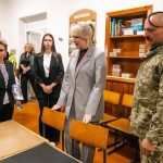 Світлана Онищук про навчання старшокласників предмету Захист України