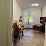 У Бурштинській музичній школі імені Валентина Ємбрика завершили ремонт