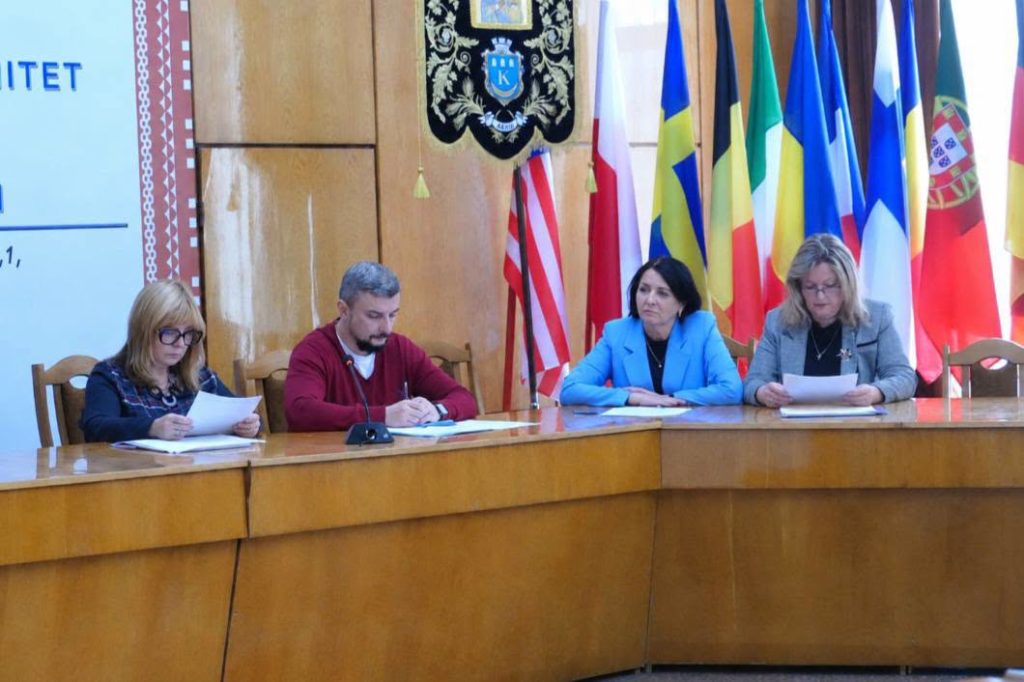 У Калуській громаді готуються до запуску спеціалізованої старшої школи