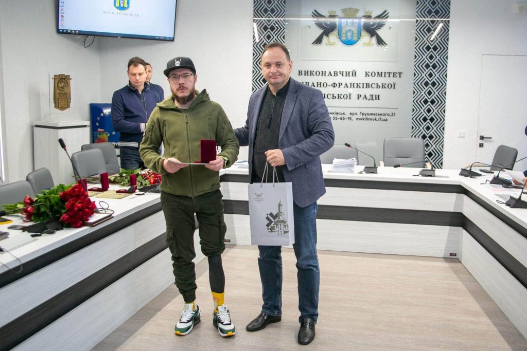 Вручення нагород на засіданні виконавчого комітету