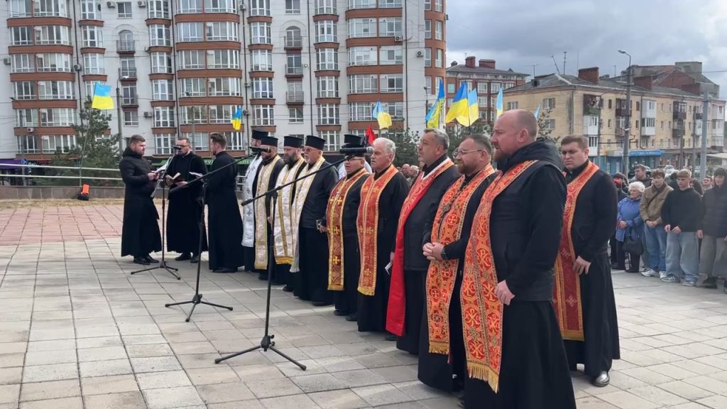 Збори біля пам’ятника Степану Бандері: віддаємо належну шану Провідникові