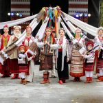 Культурна спадщина Прикарпаття складається з наших традицій, народних пісень, танців та давніх звичаїв