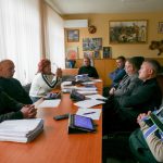 Відбулося засідання земельної комісії, на якому обговорювали питання, пов’язані з земельними торгами та орендою
