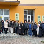 На фасаді Ліцею 7 Івано-Франківської міської ради було встановлено та освячено інформаційну таблицю