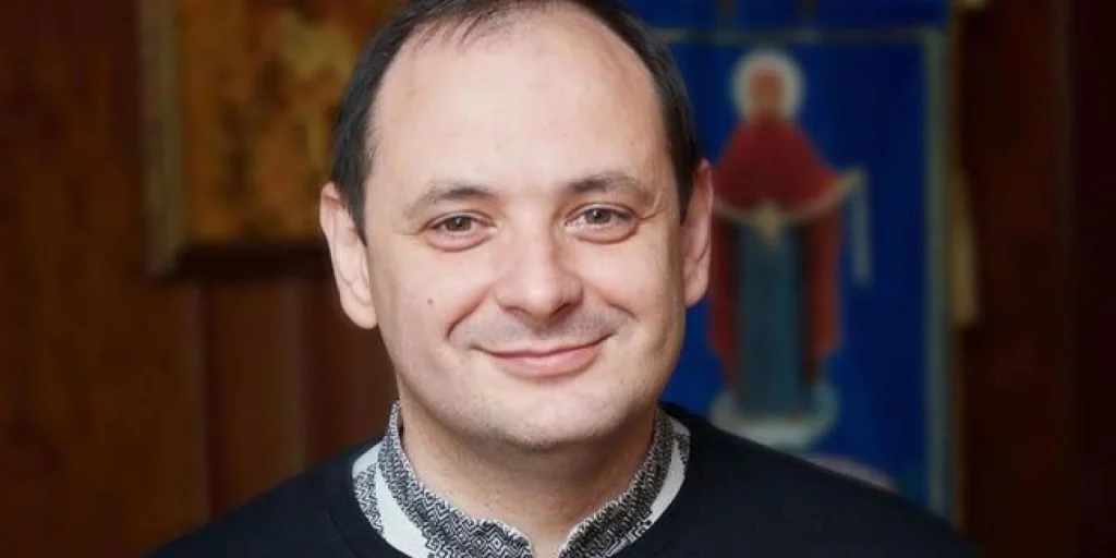 Мер Франківська пропонує заохочувати жінок ставати водіями тролейбусів безкоштовними послугами салонів краси