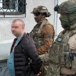 Затриманий за хабар ексголова Калуського ТЦК підозрюється у сфальсифікованій мобілізації 28 осіб