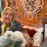 105 років досвіду: у Тлумацькій громаді вітали поважну ювілярку