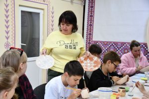 У Рогатинському музеї «Опілля» відбувся творчий воркшоп для молодих художників