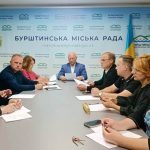 В Бурштині триває підготовка до першого жіночого молитовного сніданку