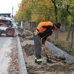 У Калуші продовжуються роботи з будівництва безбар’єрного тротуару на Височанці