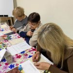 Майстер-клас із розпису бавовняних мішечків у центрі Я Маріуполь