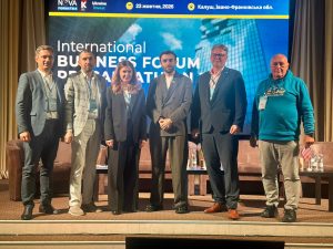 Інвестиції в стійкість: міжнародний досвід та співпраця для суспільств