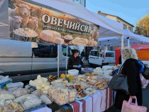 «Осінні скарби 2026 у Ужгороді: смаколики з Хмельницького, ласощі з Прикарпаття та фудкорти»