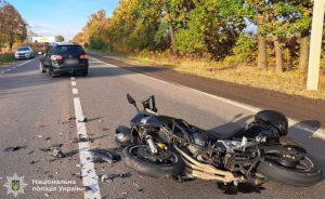 В Тисмениці сталась ДТП за участі автомобіля та мотоцикла, є постраждалий