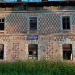 В Надвірнянській громаді закликають зберегти аварійний залізничний вокзал у Лоєвій